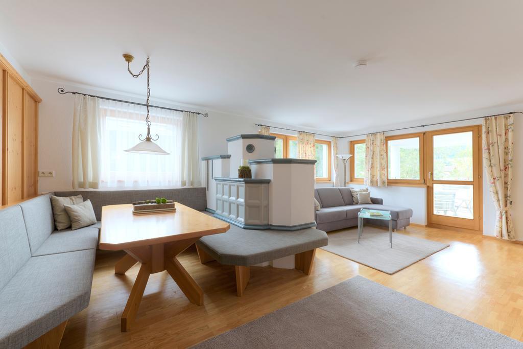 Aktiv Apartments ロイタシュ エクステリア 写真